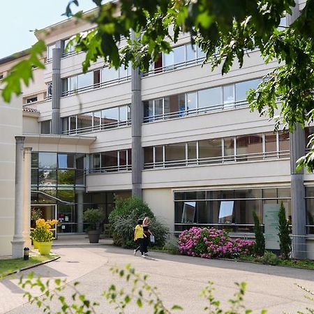 Hotel Valpre Écully Exterior foto